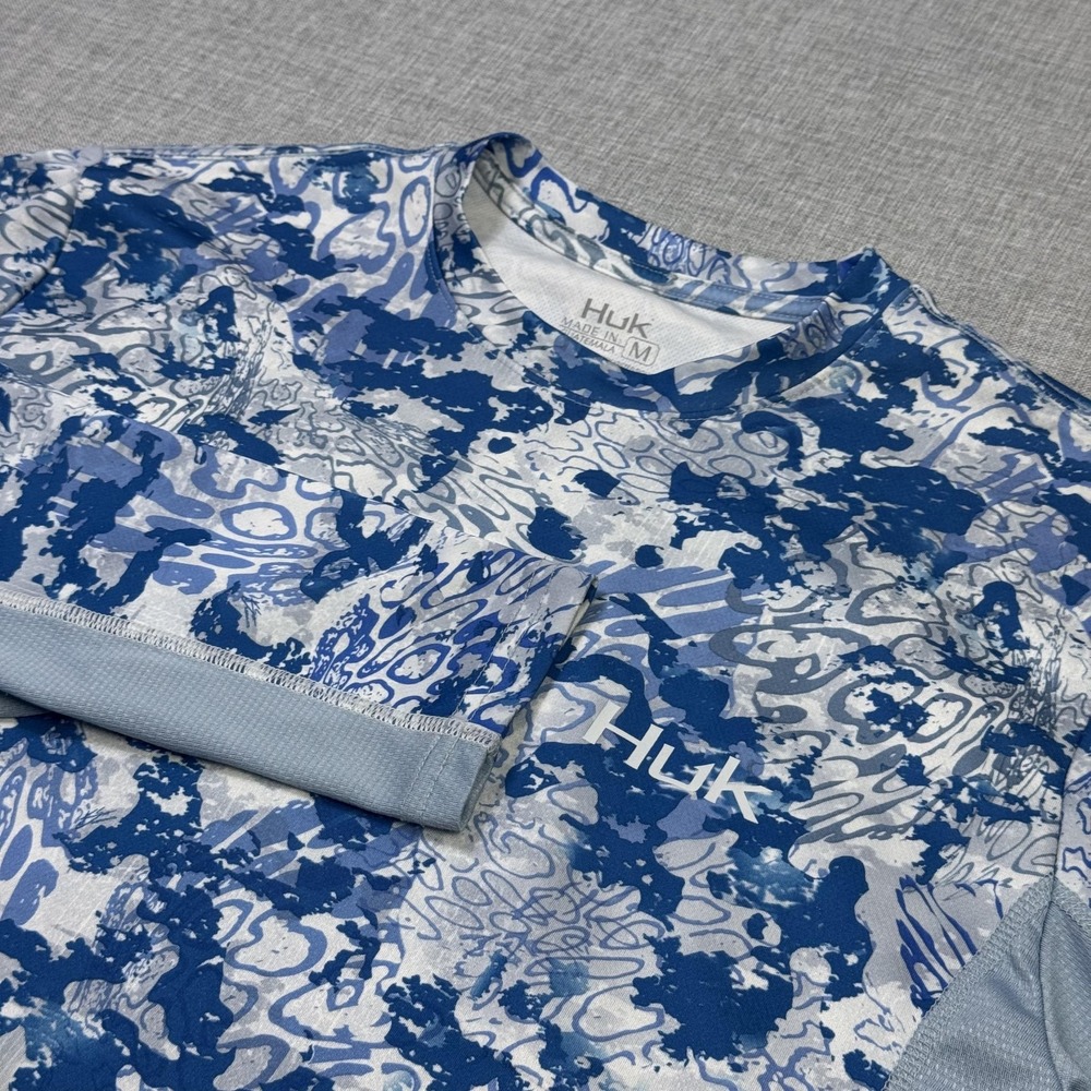 Huk Camouflage Shirt Mens M Blue Graphic Jersey Long Sleeve Fishing Performance
